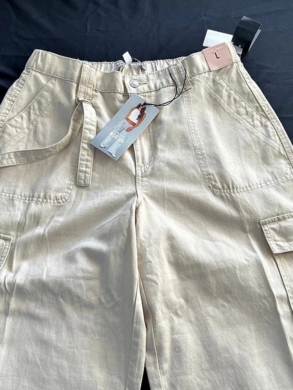 Celebrity Pink Cargo Jogger Pants in Cream Wide Leg . NWT
